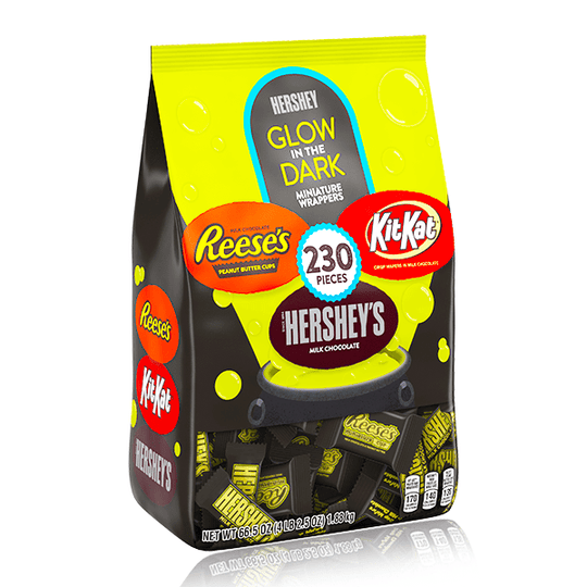 Hershey's Glow In The Dark Milk Chocolate Candy Assortment 230 Pieces 1.88kg